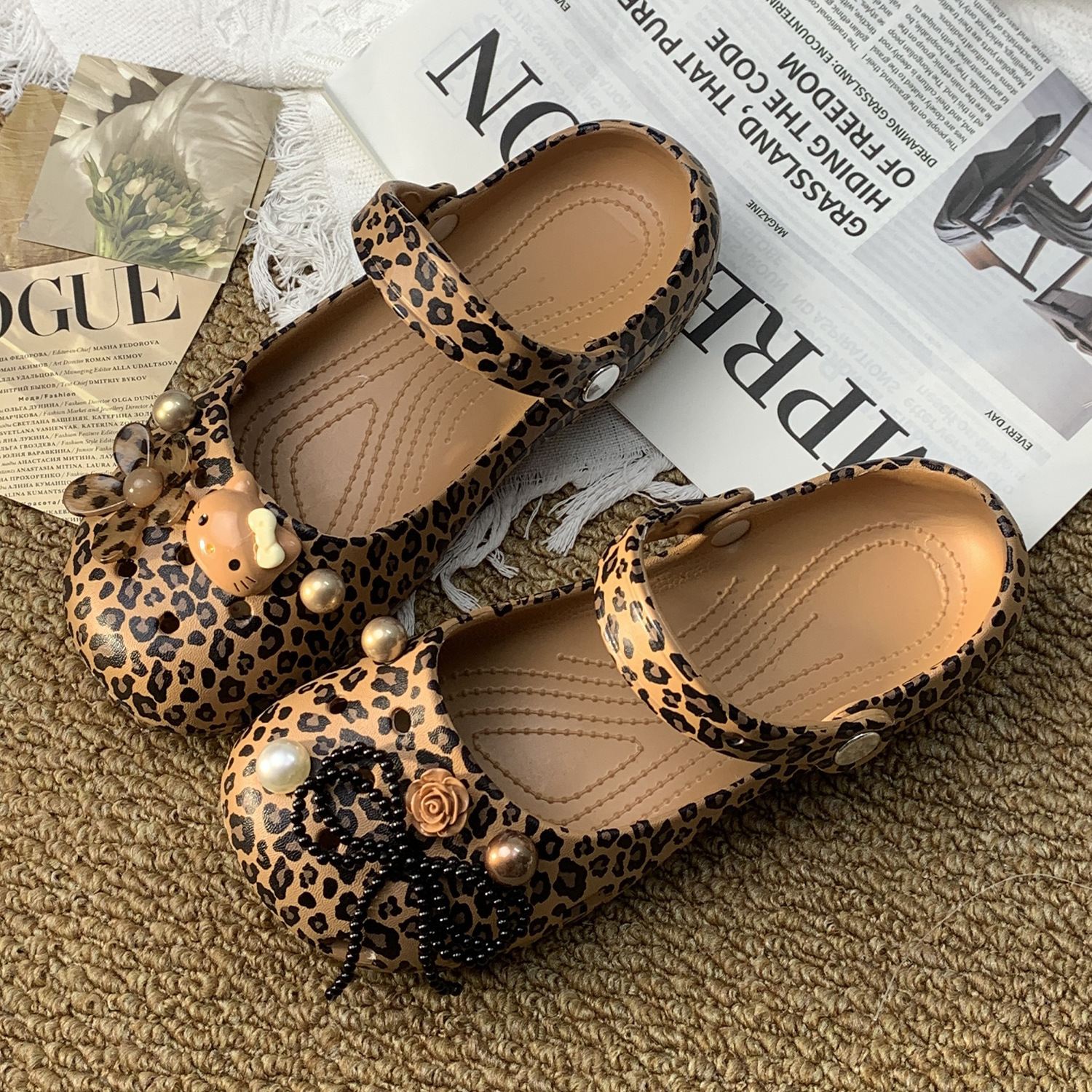 Women'S Fashion Walking Shoes - Y2K Coquette Leopard Sanrio Hello Kitty