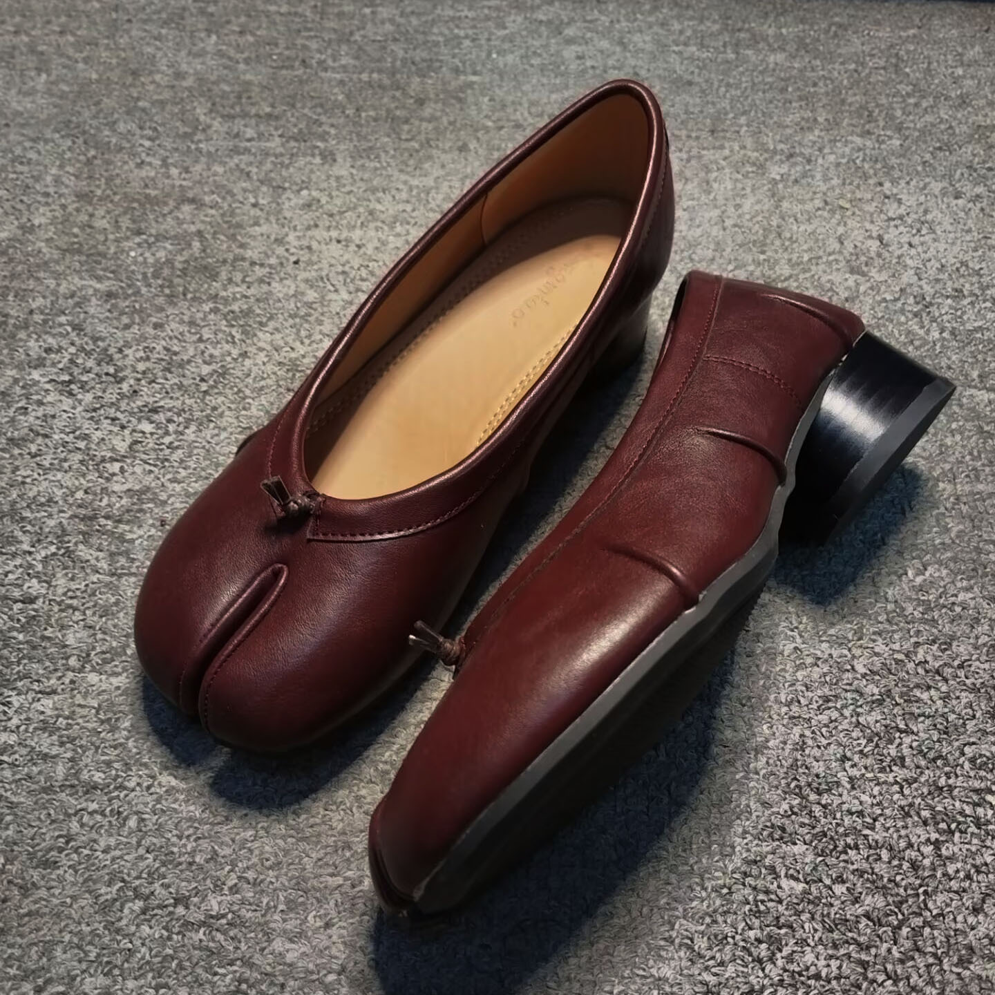 NEW Split Toe Flat Shoes Women - đánh giá và giá Women'S Fashion Walking Shoes